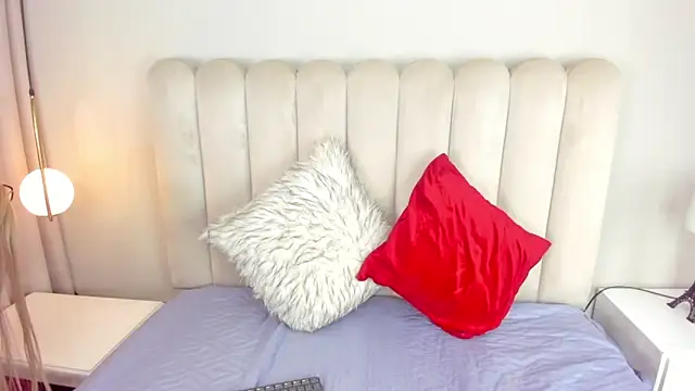 Dani rosse  online show from November 10, 1:21 pm