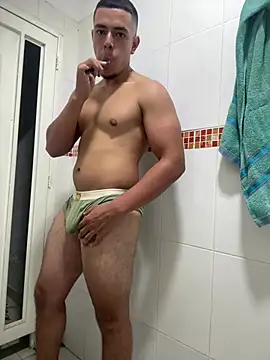 leithon scott online show from February 28, 10:55 pm