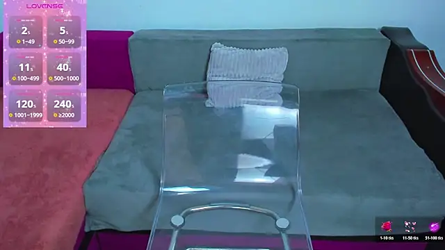 MiaKiittyy online show from October 19, 5:57 pm