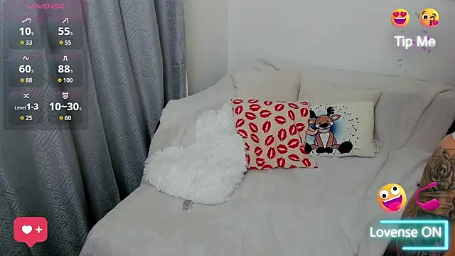 MiaKiittyy online show from February 11, 10:37 pm