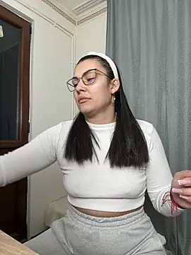 MiaKiittyy online show from February 28, 10:55 pm