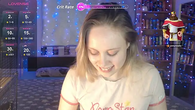 Snapshot of s1lvercherub chatting on November 4, 12:32 am s1lvercherub online show from November 4, 12:32 am