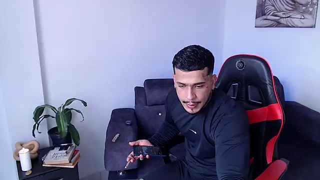 DeimonOficial online show from April 17, 8:12 pm