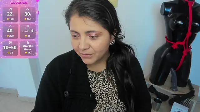 TifanyAmazinng online show from September 26, 12:31 pm