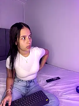 Snapshot of dalianataba chatting on December 16, 7:19 pm dalianataba online show from December 16, 7:19 pm