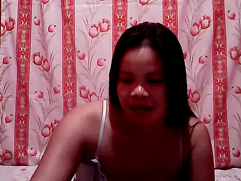 Snapshot of Sexylyka30 chatting on October 4, 1:42 pm Sexylyka30 online show from October 4, 1:42 pm
