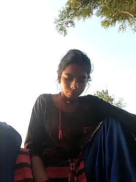 Snapshot of Gulika_Doshi chatting on October 14, 1:28 am Gulika Doshi online show from October 14, 1:28 am