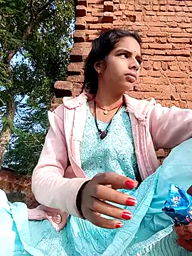 Snapshot of Gulika_Doshi chatting on December 2, 2:50 am Gulika Doshi online show from December 2, 2:50 am