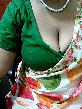 tami lavanya online show from September 18, 5:59 pm