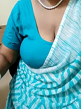 tami lavanya online show from October 12, 5:45 pm