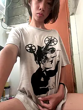 Snapshot of girl_dirtyrica chatting on December 18, 6:19 am girl dirtyrica online show from December 18, 6:19 am