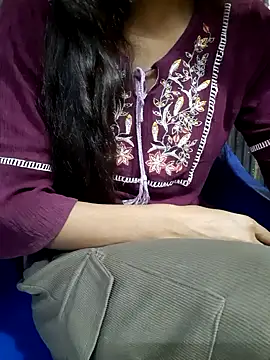 Snapshot of Aarti-kumri chatting on October 30, 4:52 pm Aarti-kumri online show from October 30, 4:52 pm