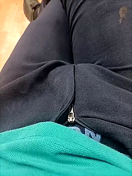 Snapshot of mayur_raaje chatting on November 23, 9:36 pm mayur raaje online show from November 23, 9:36 pm