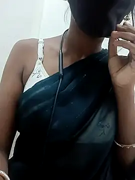 Snapshot of kavya-telugu84 chatting on November 9, 12:47 pm kavya-telugu84 online show from November 9, 12:47 pm