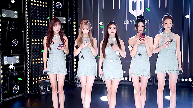 cdyyds001 online show from October 12, 7:57 pm