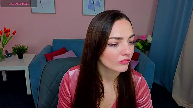 MyEllaLuvs online show from October 6, 8:17 pm