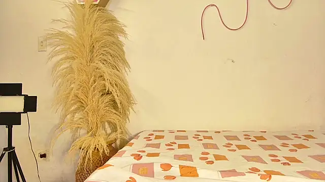 tatixxxvega online show from November 13, 1:10 pm