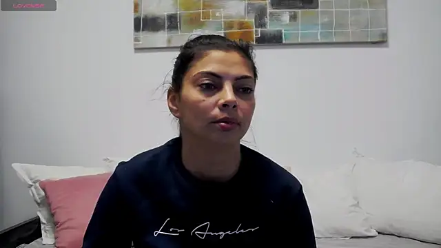 Snapshot of LadyLiia chatting on December 9, 4:45 am LadyLiia online show from December 9, 4:45 am