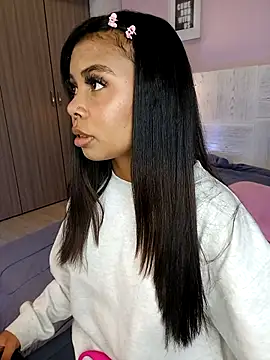 theLayla DH online show from October 24, 7:54 pm
