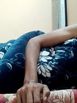 Snapshot of INTERNATIONAL0001 chatting on November 15, 12:19 am INTERNATIONAL0001 online show from November 15, 12:19 am