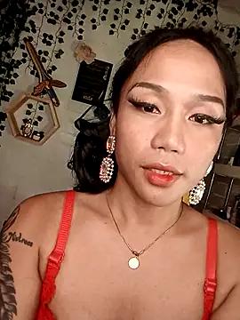 Snapshot of YourNikkieXxx chatting on September 17, 3:35 pm YourNikkieXxx online show from September 17, 3:35 pm
