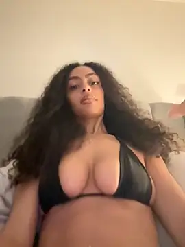 yasmingarcia online show from December 2, 2:12 pm