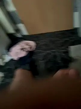 Snapshot of geilheit12 chatting on October 3, 4:37 pm geilheit12 online show from October 3, 4:37 pm