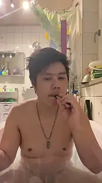 Snapshot of Kingpowerlittel chatting on November 19, 4:29 pm Kingpowerlittel online show from November 19, 4:29 pm