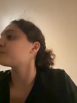 Snapshot of DreamThickCouple chatting on October 2, 9:33 pm DreamThickCouple online show from October 2, 9:33 pm