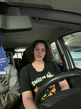 DreamThickCouple online show from April 16, 8:42 pm