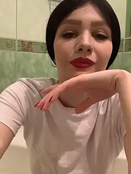 Snapshot of Steffy_Red_Candy chatting on November 2, 12:24 am Steffy Red Candy online show from November 2, 12:24 am