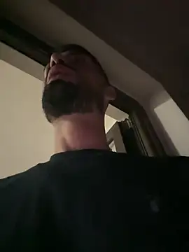 Gold7leonnnn online show from April 15, 8:31 pm