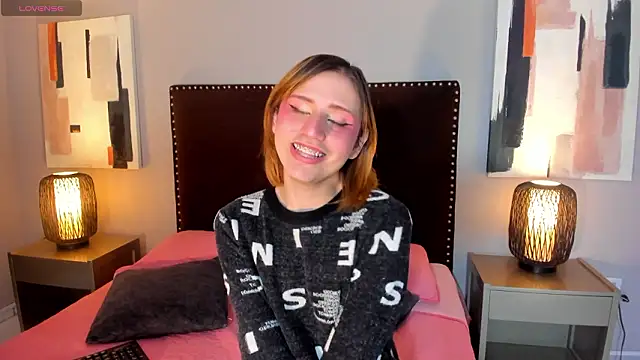 seraphine star online show from February 18, 3:02 am