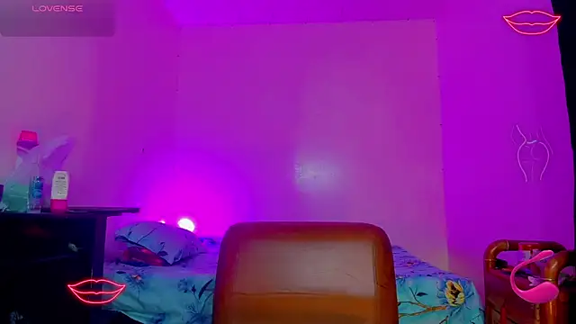 bayolet  online show from April 8, 11:32 am