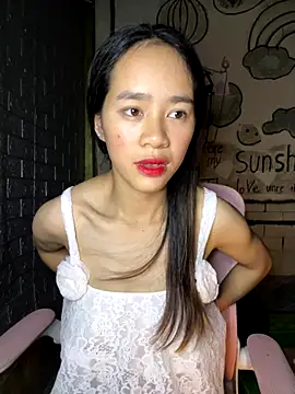 TiNa 04 online show from September 17, 9:22 am