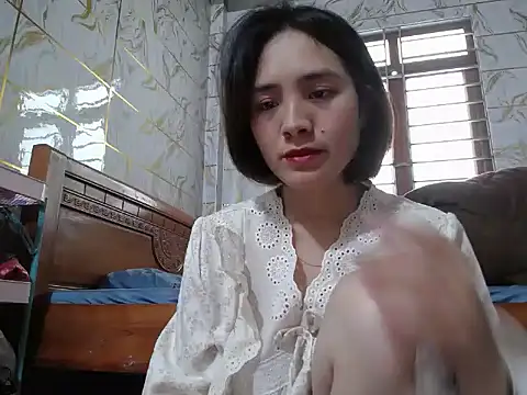 Snapshot of Lyzizi_lovely09 chatting on December 4, 4:11 am Lyzizi lovely09 online show from December 4, 4:11 am