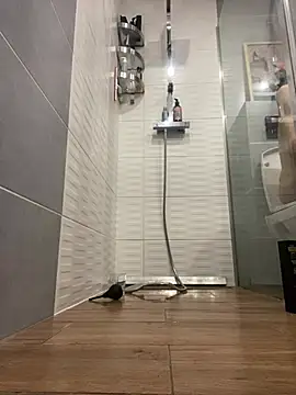 analifyy online show from January 19, 8:07 am