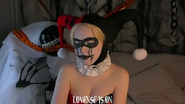 ElizSpieth online show from October 31, 1:17 am