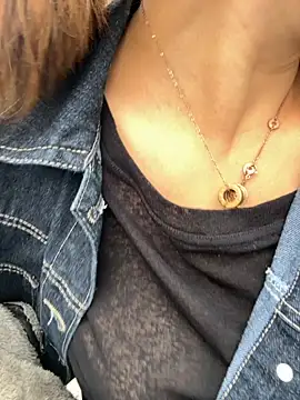 feifei 521 online show from September 9, 2:33 am