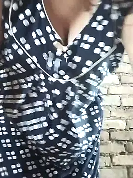 Snapshot of rani8008 chatting on September 28, 6:41 am rani8008 online show from September 28, 6:41 am