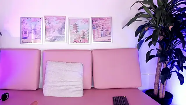 Yumii sweetgirl online show from September 11, 12:16 pm