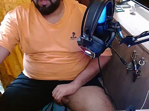 Asdfg0001 online show from November 13, 1:10 pm