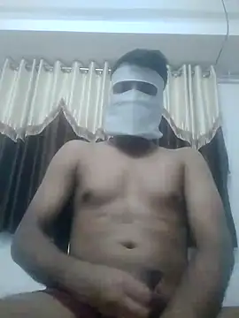 themasklover online show from September 20, 5:14 pm