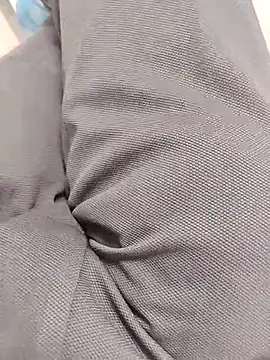 themasklover online show from February 22, 10:03 am