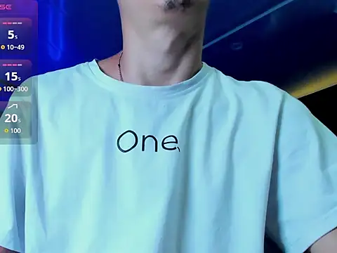 Snapshot of Damartinez27 chatting on October 23, 9:52 am Damartinez27 online show from October 23, 9:52 am