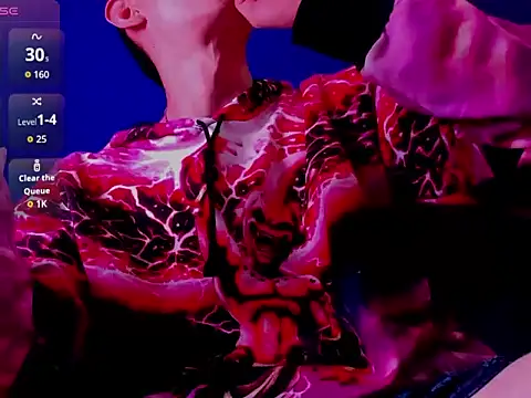 Snapshot of Damartinez27 chatting on October 24, 7:27 am Damartinez27 online show from October 24, 7:27 am