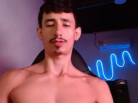 Damartinez27 online show from March 12, 9:15 am