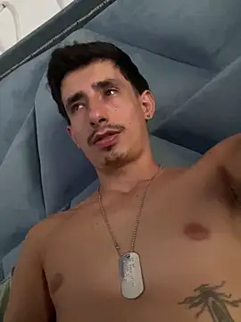 Damartinez27 online show from April 8, 8:53 pm