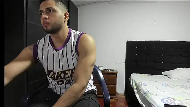 Ryan xc1 online show from November 26, 2:01 am