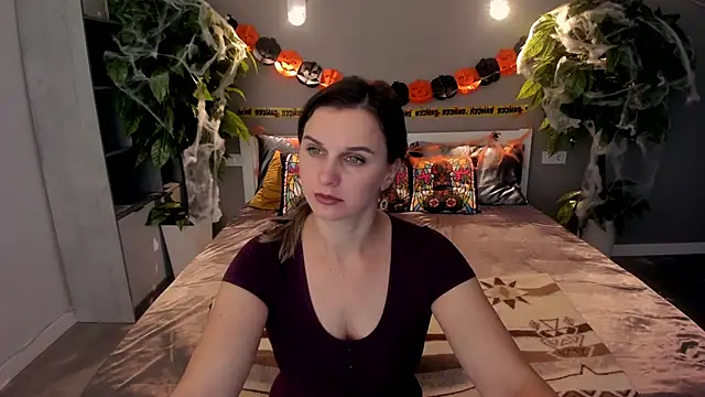 SofiSoft online show from October 19, 5:08 am